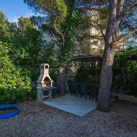 Apartment 17772b Starigrad Paklenica